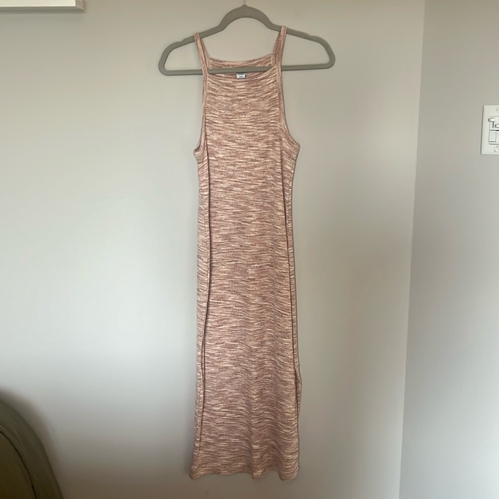 OLD NAVY ribbed maxi dress